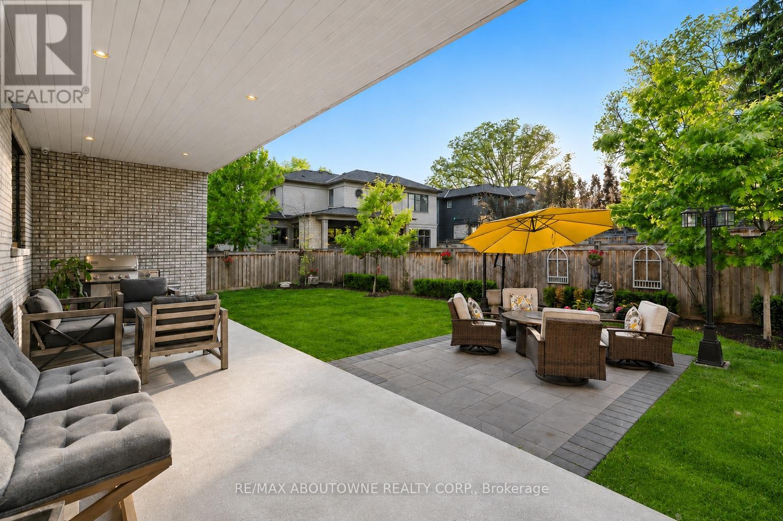 489 Lakeshore Road W, Oakville, Ontario  L6K 1G4 - Photo 34 - W13761512