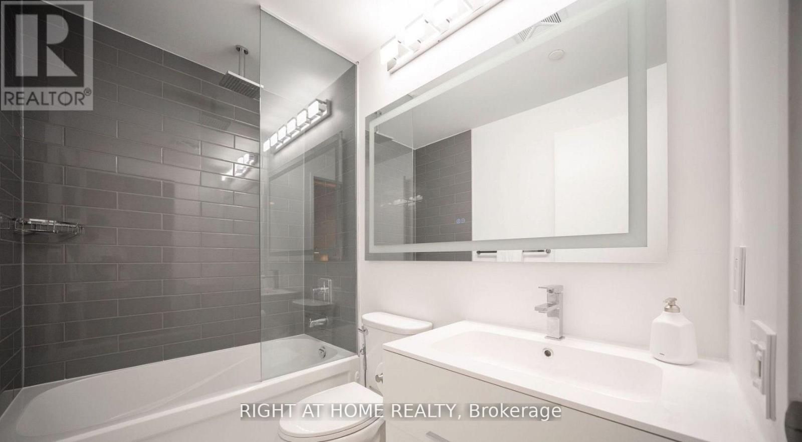 1010 - 88 Park Lawn Rd Road, Toronto, Ontario M8Y 0B5 - Photo 35 - W13761516