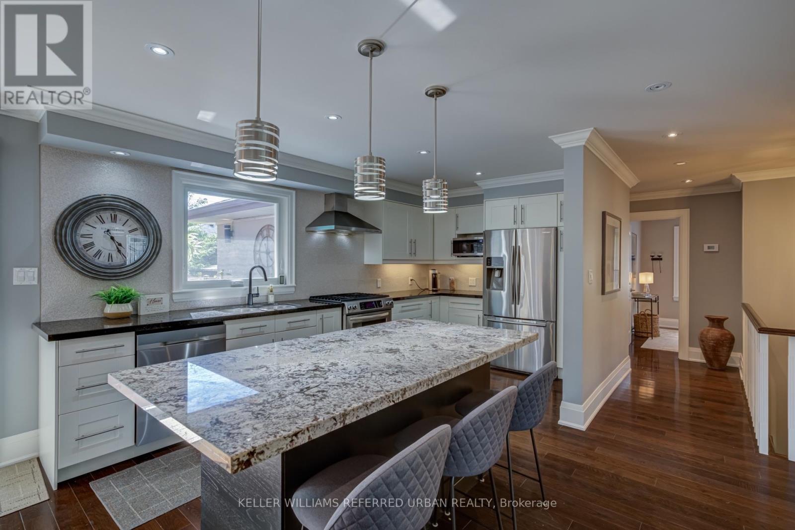 1508 Holburne Road, Mississauga, Ontario L5E 2L6 - Photo 10 - W13761528