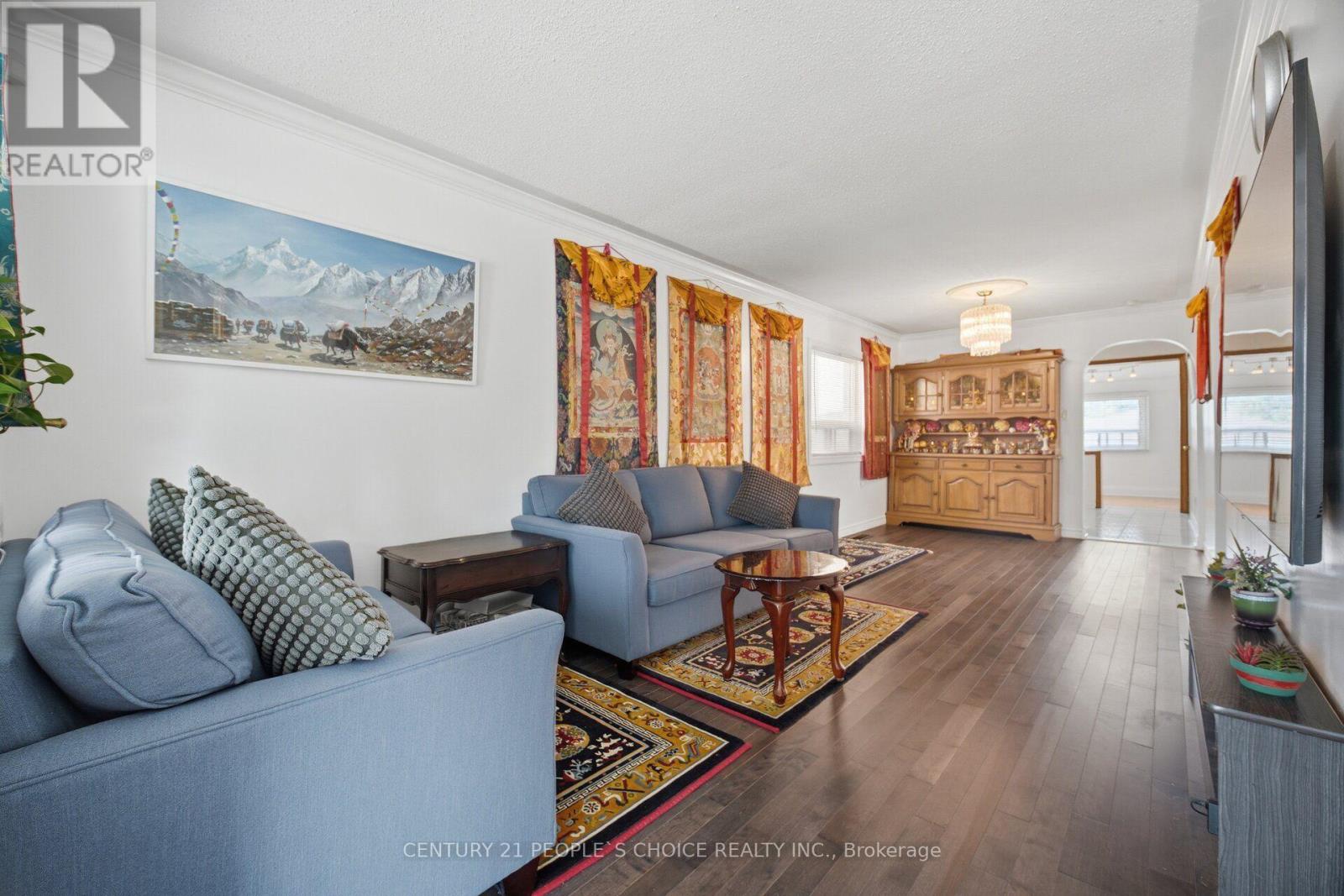 161 Northland Avenue, Toronto, Ontario  M6N 2E4 - Photo 12 - W13761556
