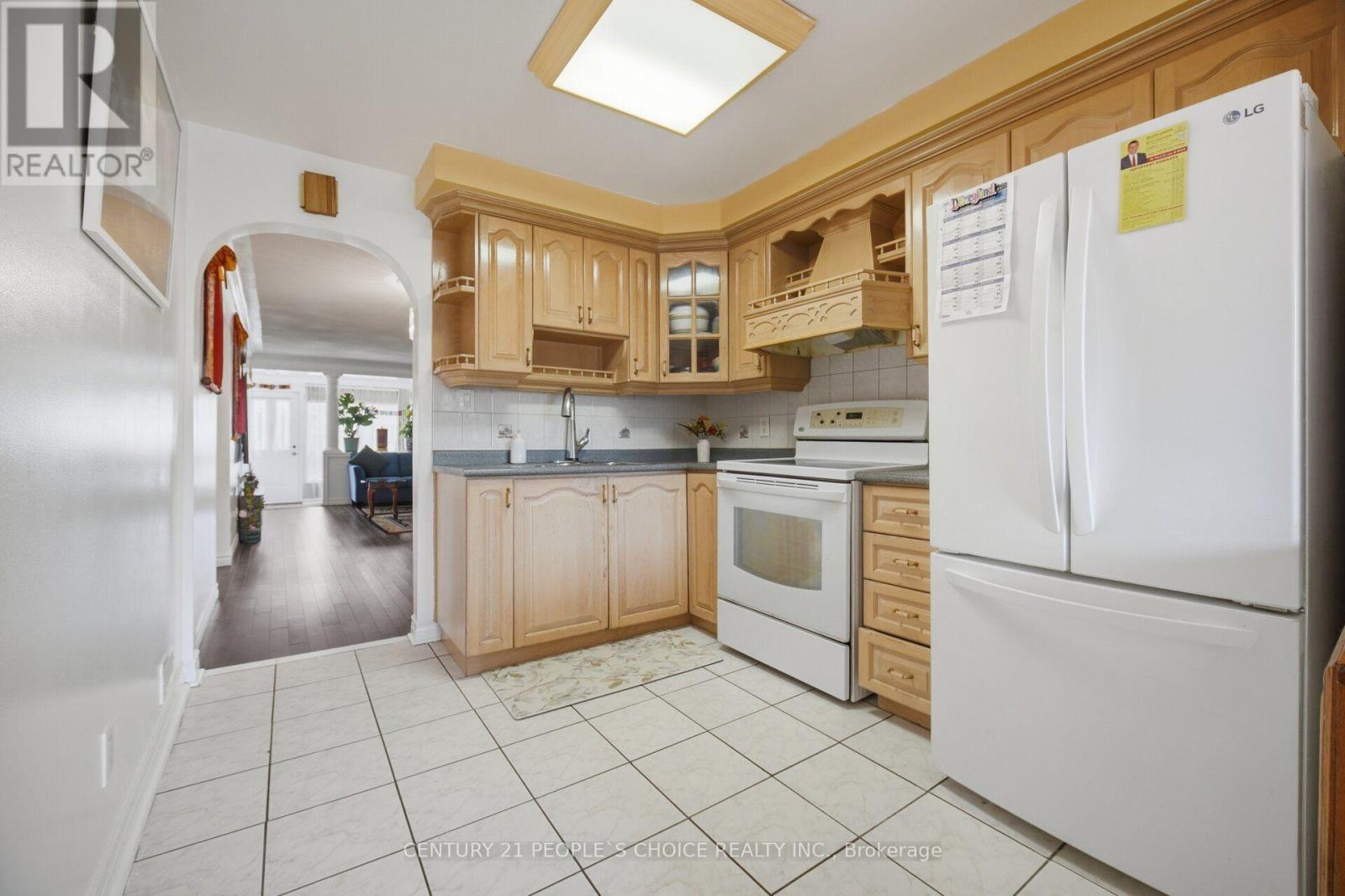 161 Northland Avenue, Toronto, Ontario  M6N 2E4 - Photo 16 - W13761556