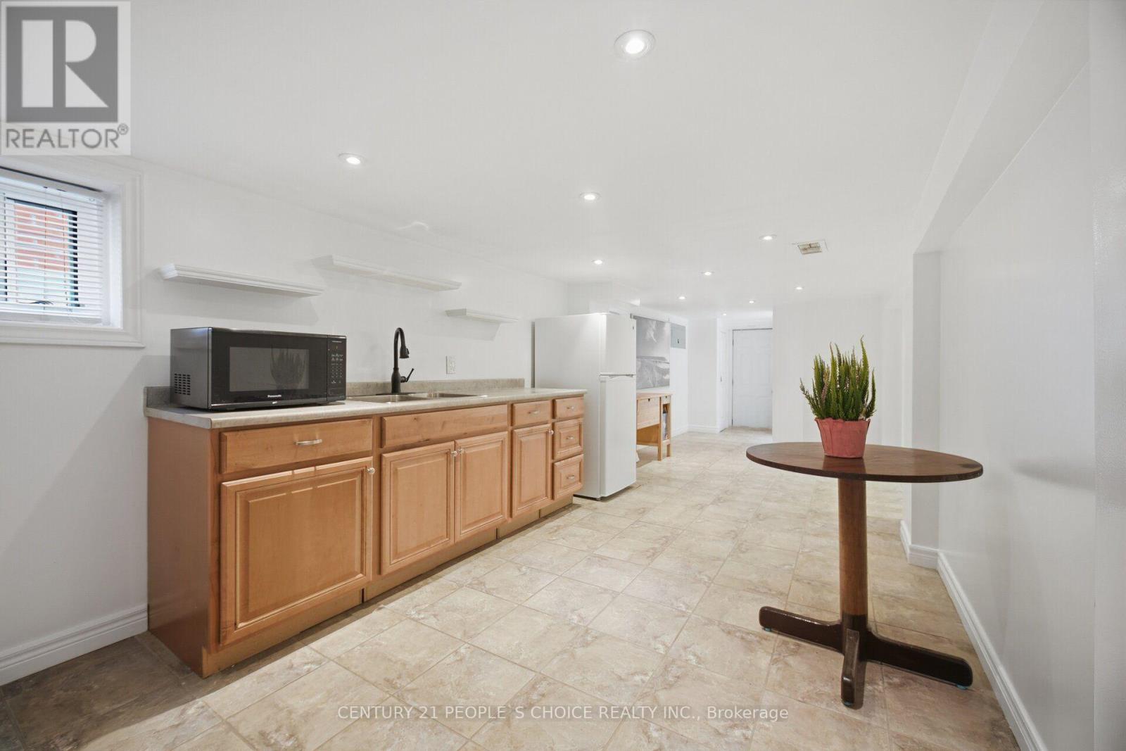 161 Northland Avenue, Toronto, Ontario  M6N 2E4 - Photo 29 - W13761556