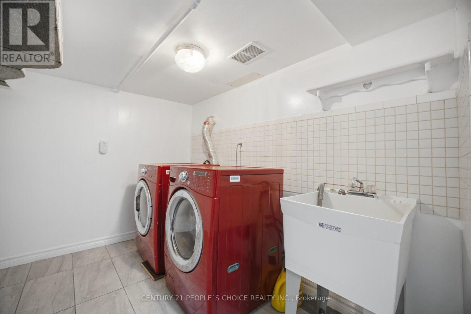 161 Northland Avenue, Toronto, Ontario  M6N 2E4 - Photo 37 - W13761556