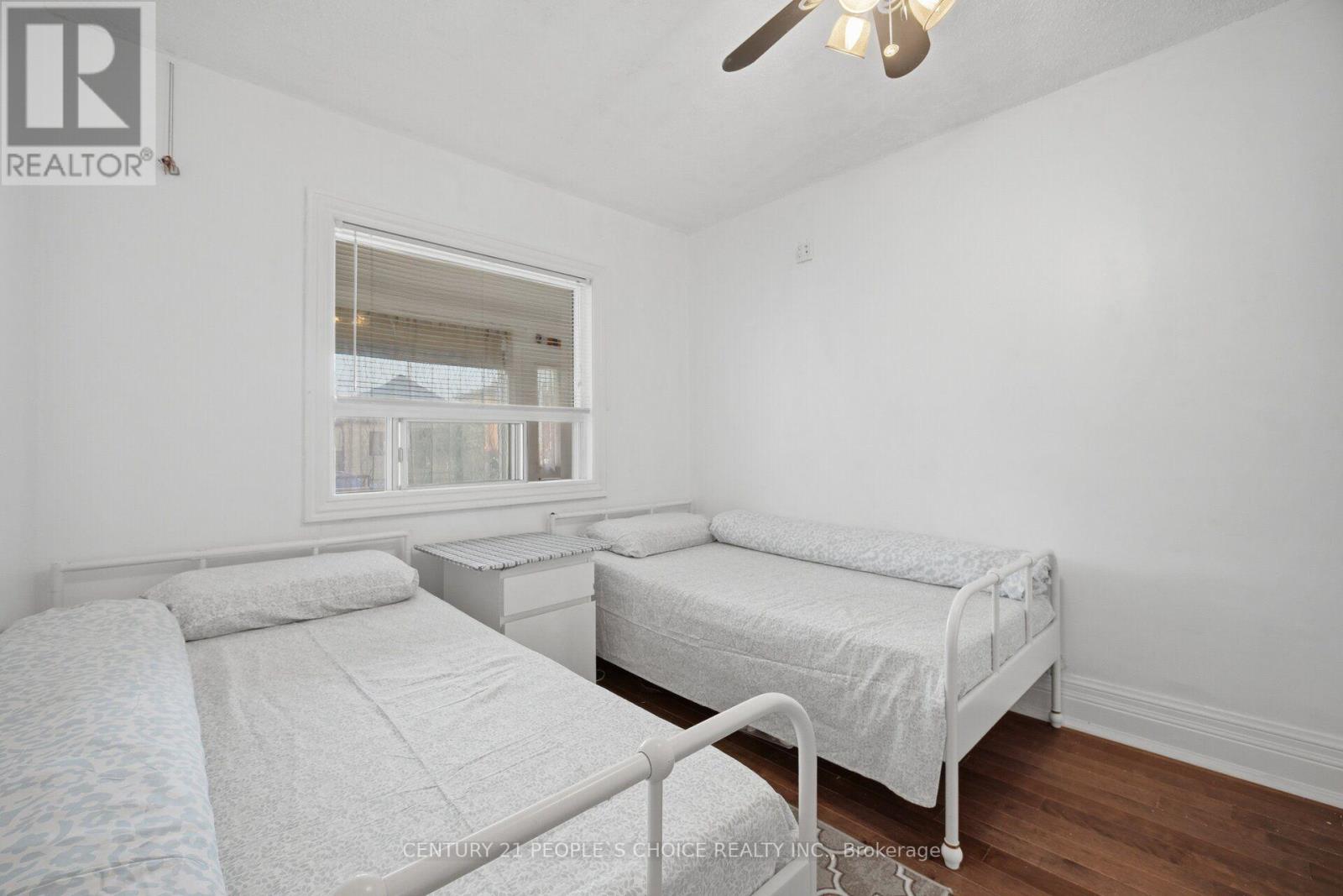 161 Northland Avenue, Toronto, Ontario  M6N 2E4 - Photo 39 - W13761556