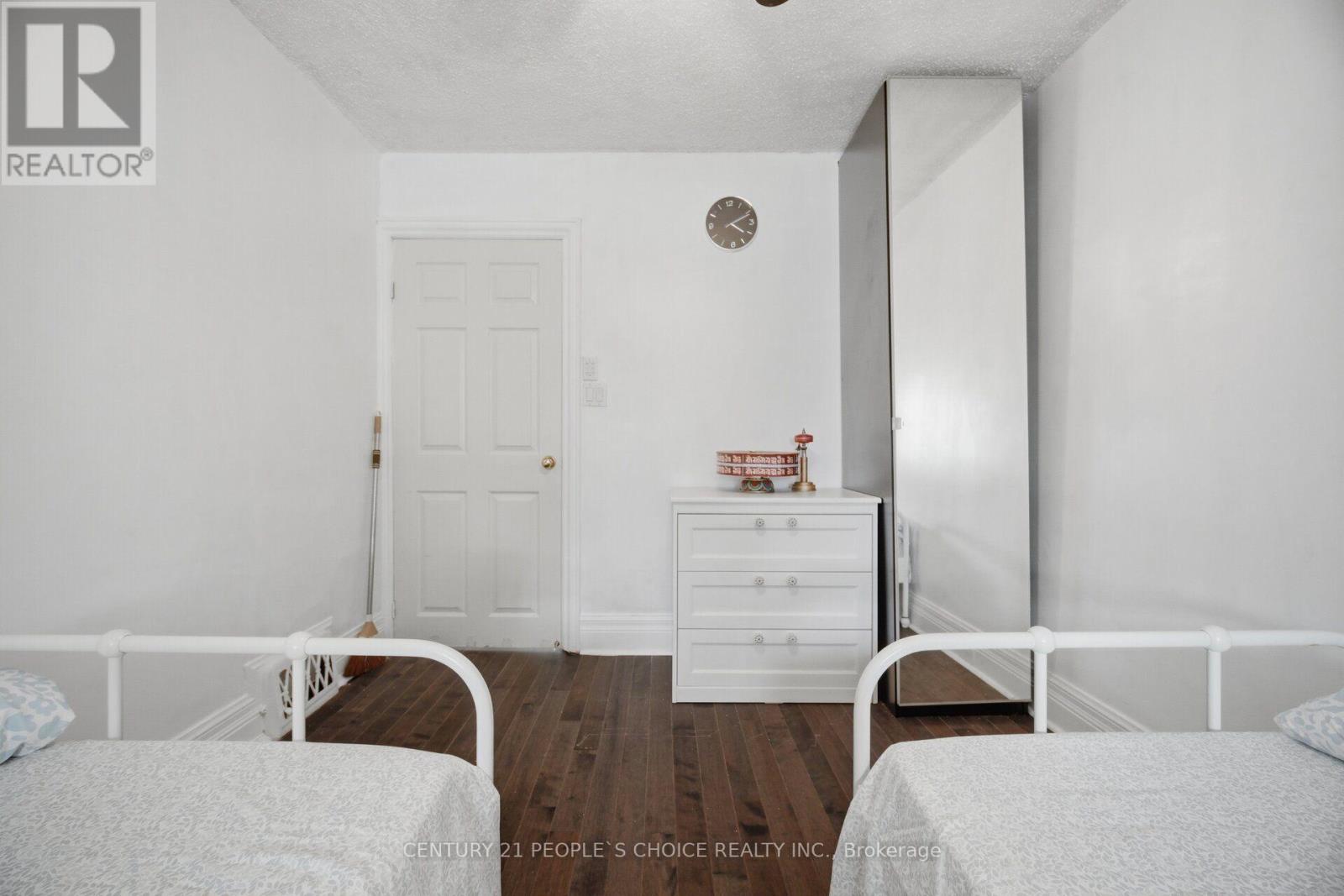 161 Northland Avenue, Toronto, Ontario  M6N 2E4 - Photo 40 - W13761556