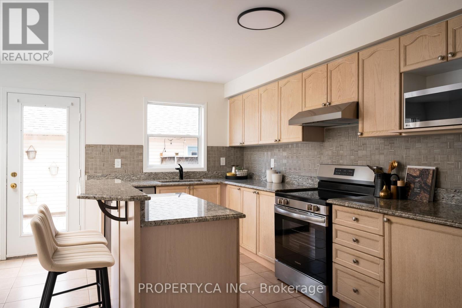 173 Littlewood Drive, Oakville, Ontario  L6H 6T9 - Photo 7 - W13761574