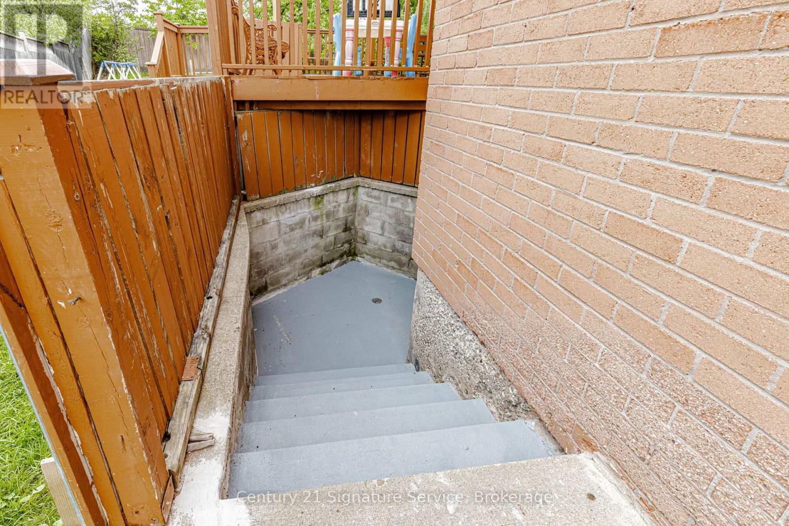 22 Merganser Crescent, Brampton, Ontario  L6W 4E8 - Photo 31 - W13761668