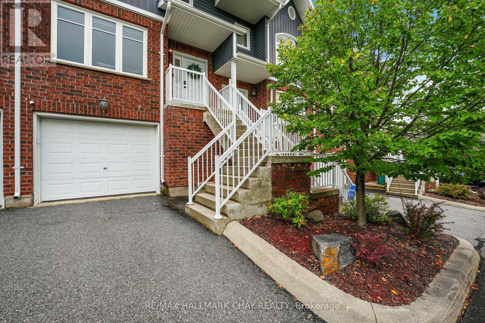 7 - 37 Silver Street, Huntsville, Ontario P1H 1M2 - Photo 2 - X13761426
