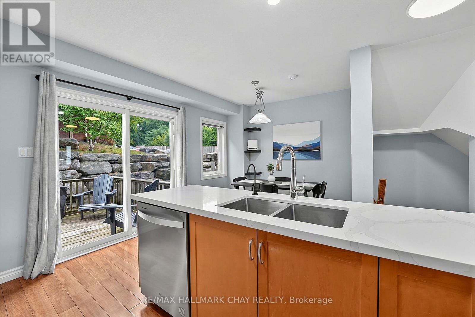 7 - 37 Silver Street, Huntsville, Ontario P1H 1M2 - Photo 8 - X13761426