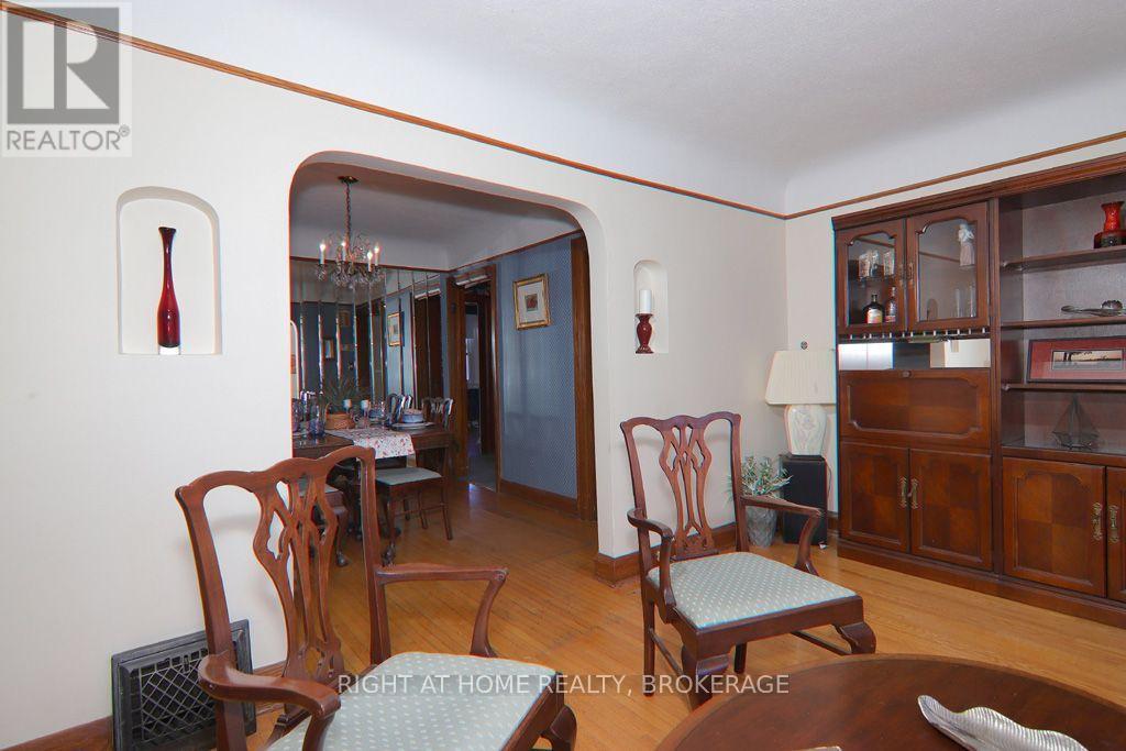 31 Stuart Avenue, St. Catharines, Ontario  L2R 1M8 - Photo 18 - X13752872