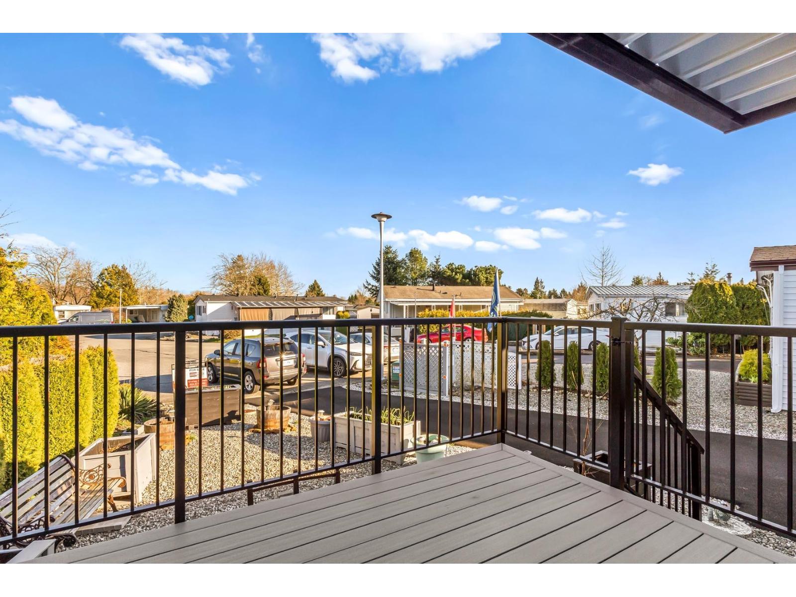 15869 Yorkshire Place, Surrey, British Columbia  V4A 5K7 - Photo 2 - R3162861
