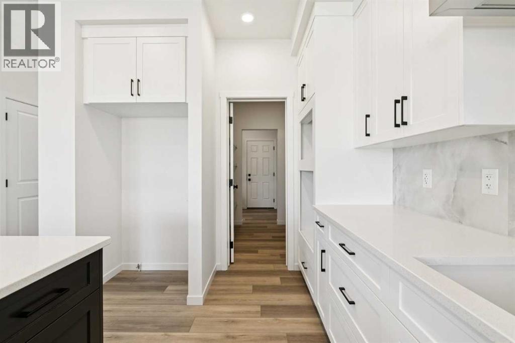118 Creekstone Place SW, Calgary, Alberta  T2X 5M8 - Photo 11 - A2338632