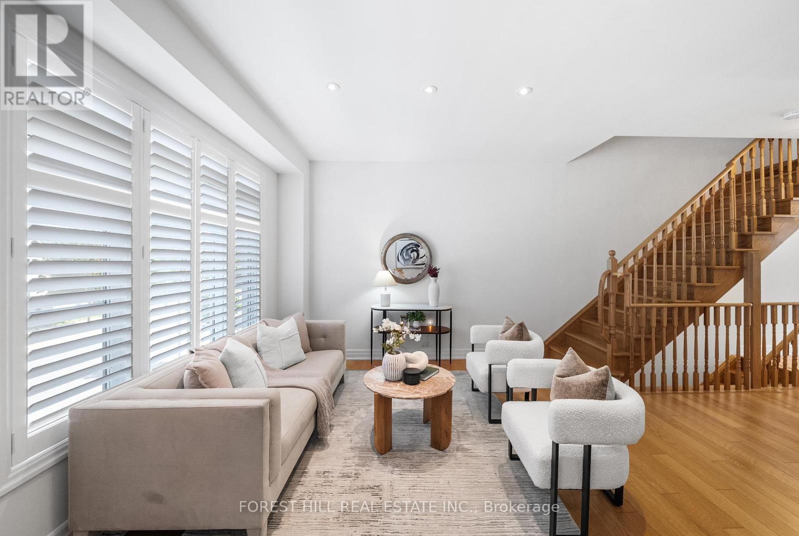 25 Beverley Glen Boulevard, Vaughan, Ontario  L3T 2V6 - Photo 10 - N13761422