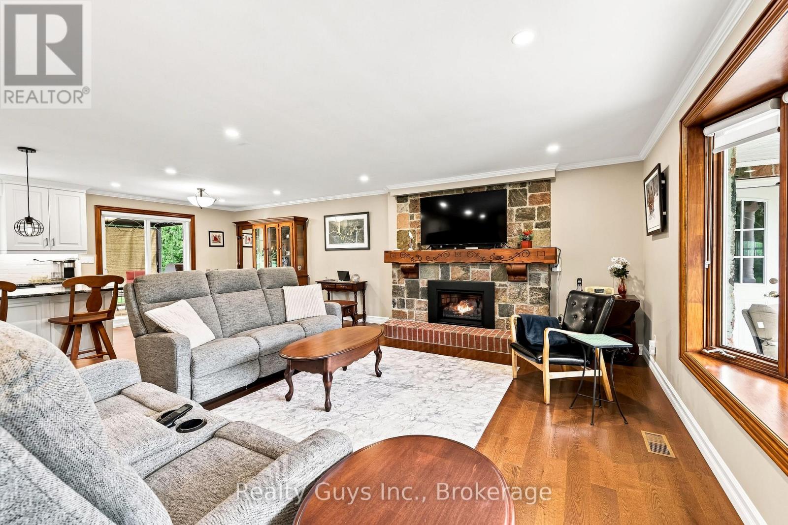 498 Ava Crescent, Cavan Monaghan, Ontario  L0A 1G0 - Photo 8 - X13761794