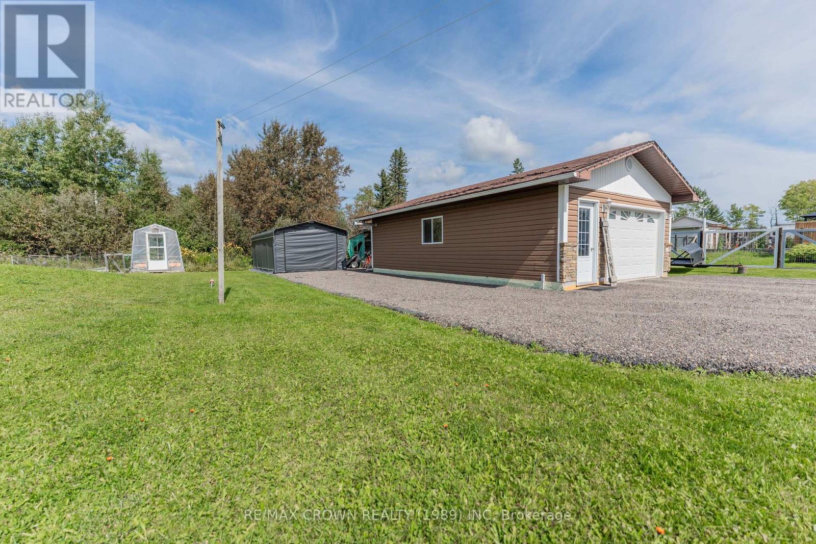 Val Rita - 112 Williamson Con 1 Road, Kapuskasing, Ontario  P0L 2G0 - Photo 2 - T13761718