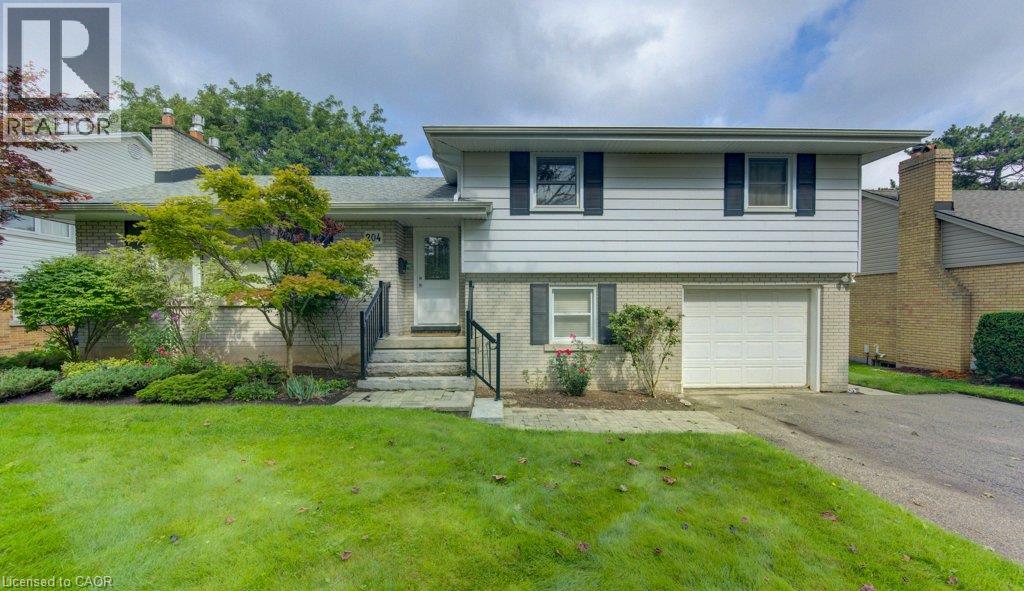 204 Stanley Drive, Waterloo, Ontario  N2L 1H4 - Photo 4 - 40860431