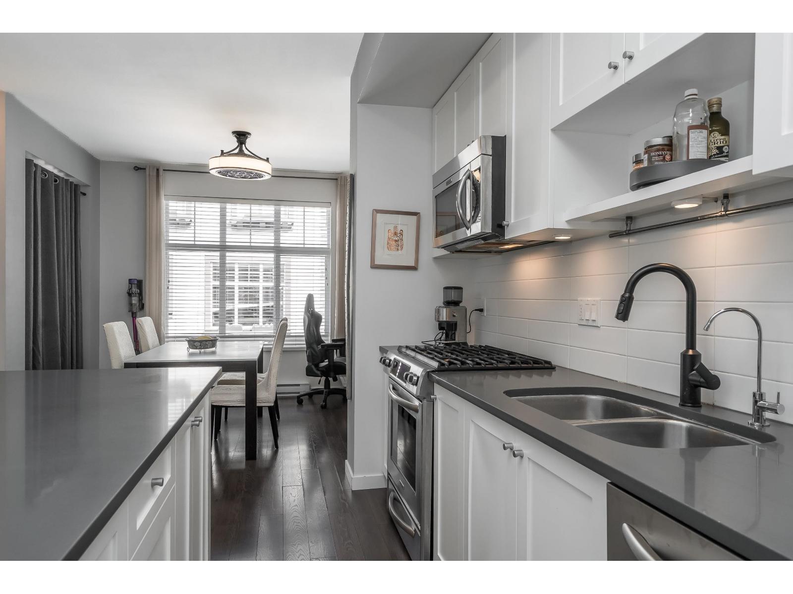 2 253 171 Street, Surrey, British Columbia  V3A 9P4 - Photo 6 - R3161995