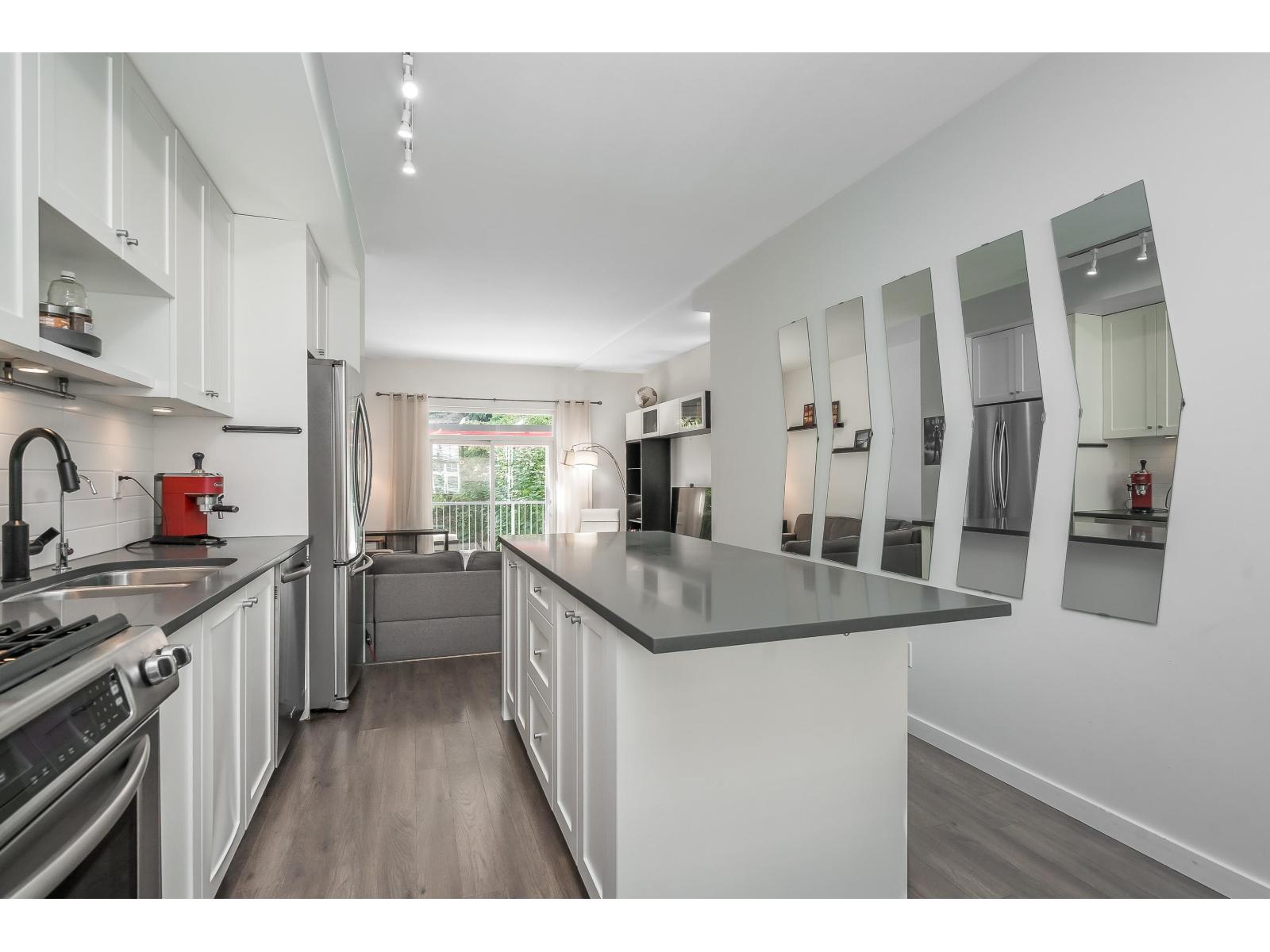 2 253 171 Street, Surrey, British Columbia  V3A 9P4 - Photo 8 - R3161995