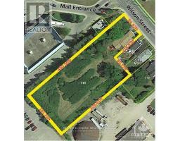 118 WILSON STREET W, Perth, Ontario