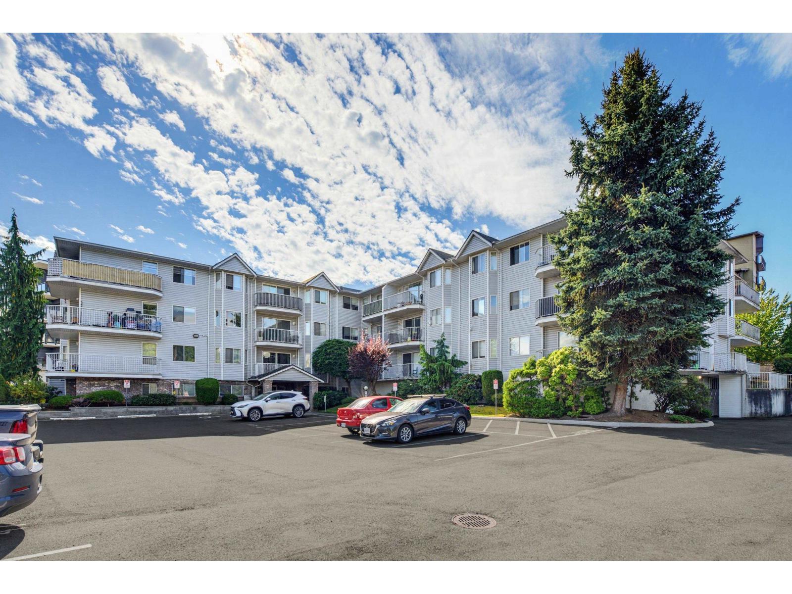 102 2750 Fuller Street, Abbotsford, British Columbia  V2S 3K1 - Photo 1 - R3162043