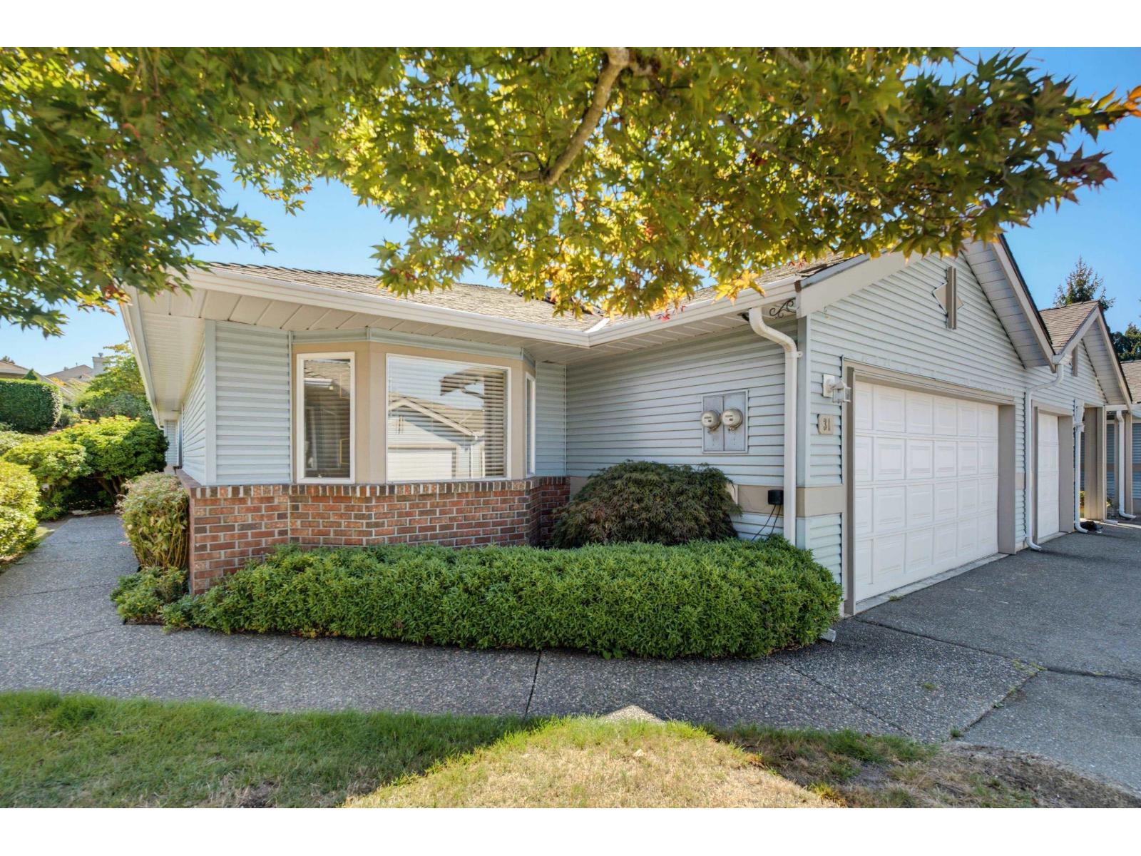 31 8889 212 Street, Langley, British Columbia  V1M 2E8 - Photo 2 - R3163097