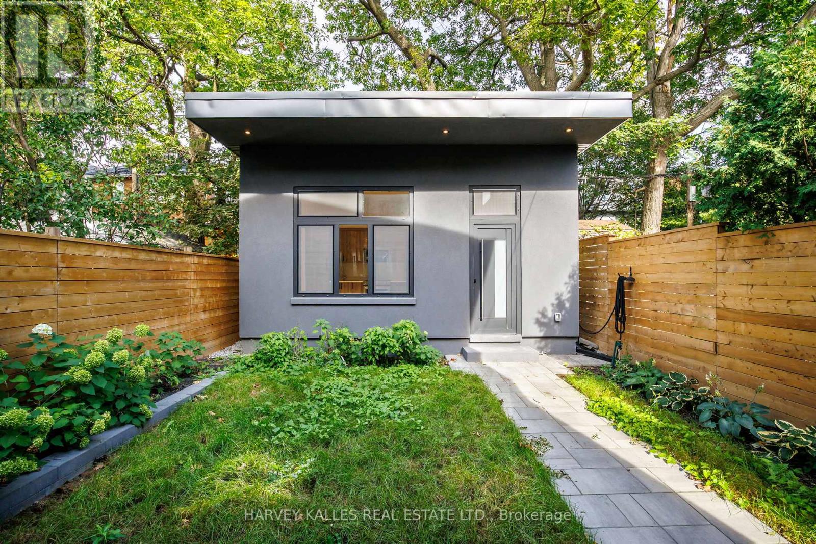 199 Arlington Avenue, Toronto, Ontario  M6C 2Z4 - Photo 18 - C13761786