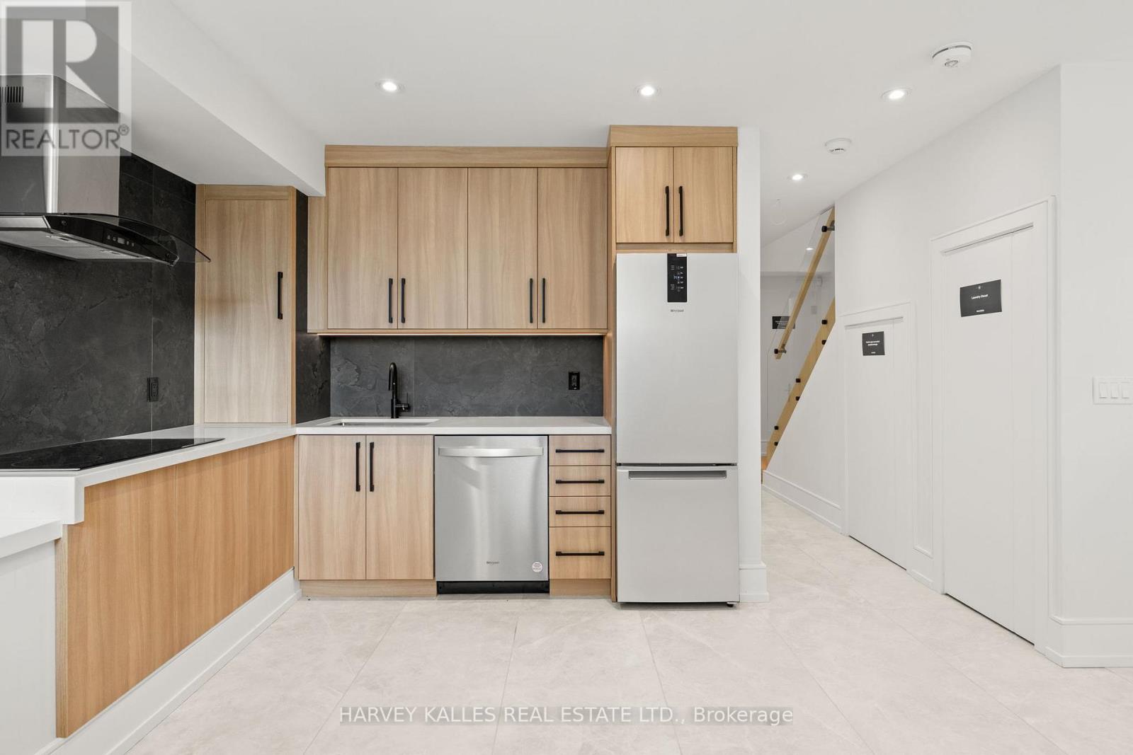 199 Arlington Avenue, Toronto, Ontario  M6C 2Z4 - Photo 37 - C13761786