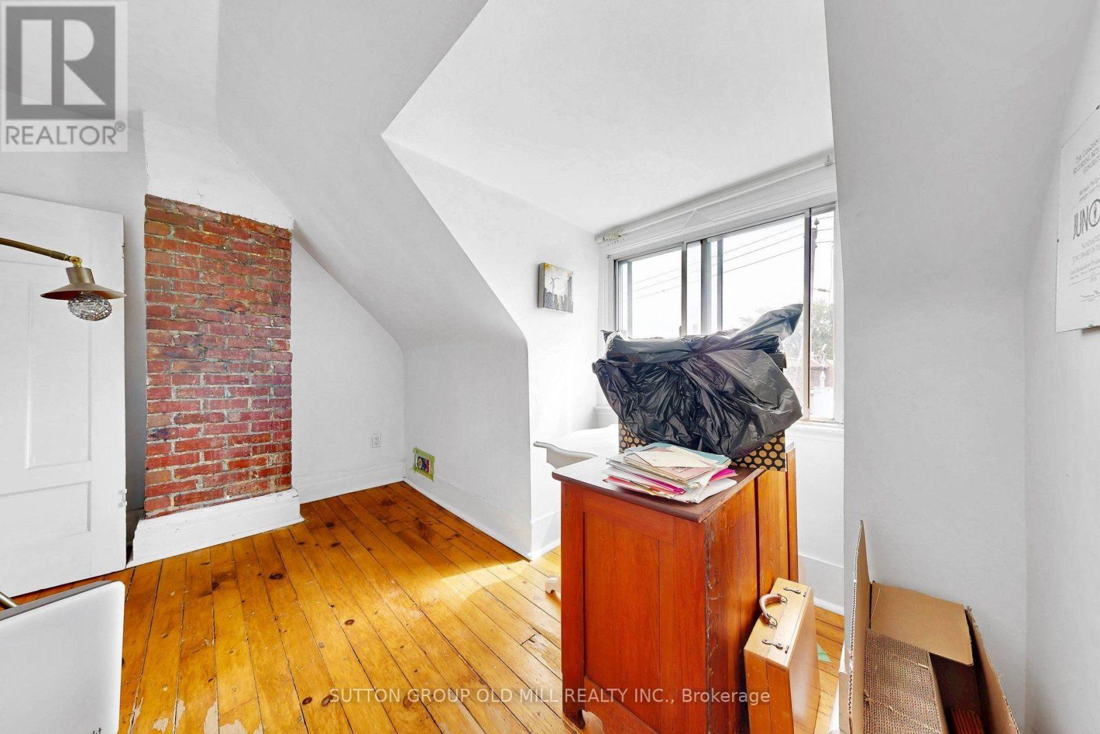 1060 College Street, Toronto, Ontario  M6H 1A9 - Photo 29 - C13761808