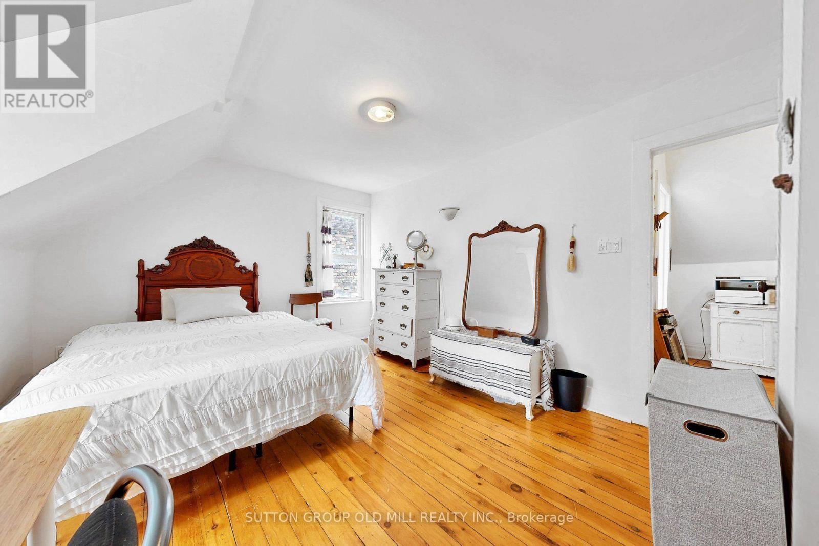 1060 College Street, Toronto, Ontario  M6H 1A9 - Photo 33 - C13761808