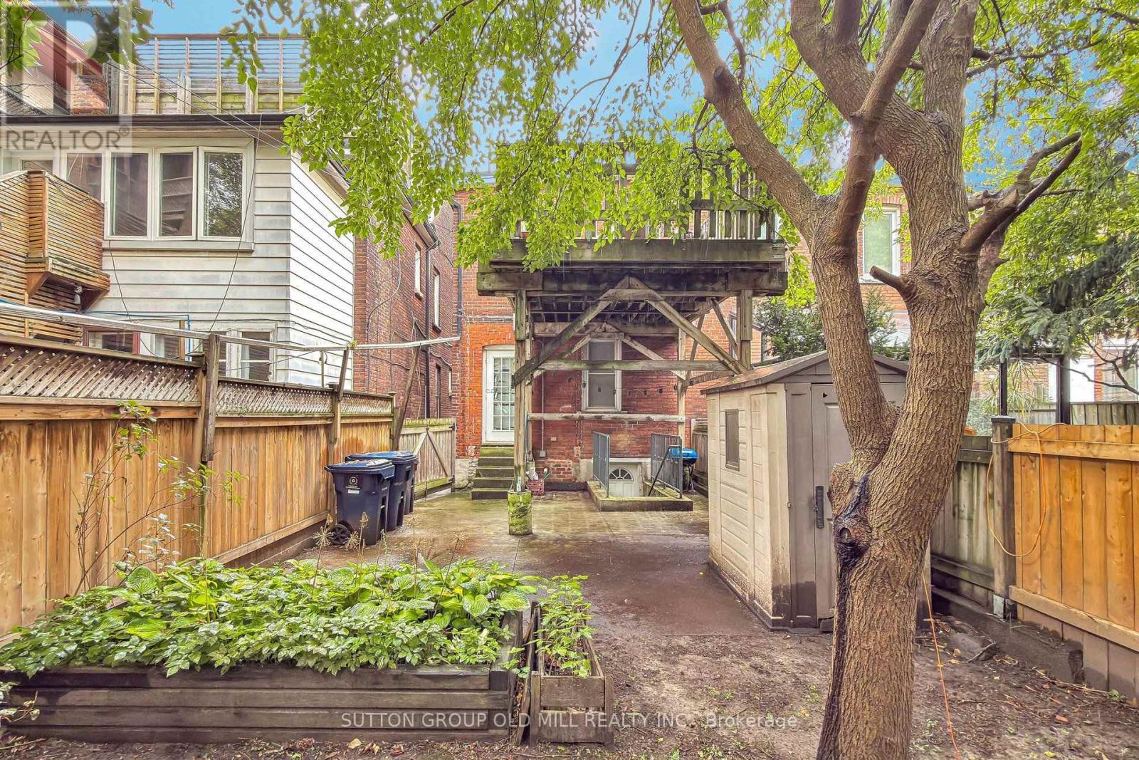 1060 College Street, Toronto, Ontario  M6H 1A9 - Photo 43 - C13761808