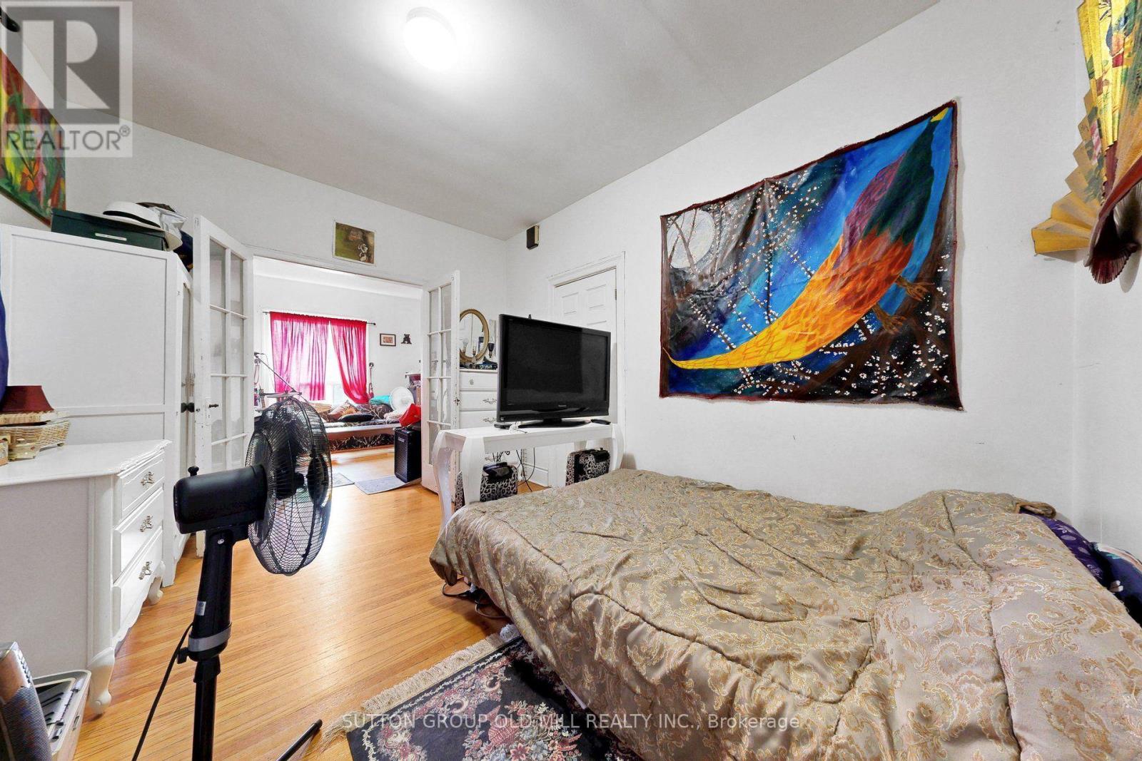 1060 College Street, Toronto, Ontario  M6H 1A9 - Photo 7 - C13761808