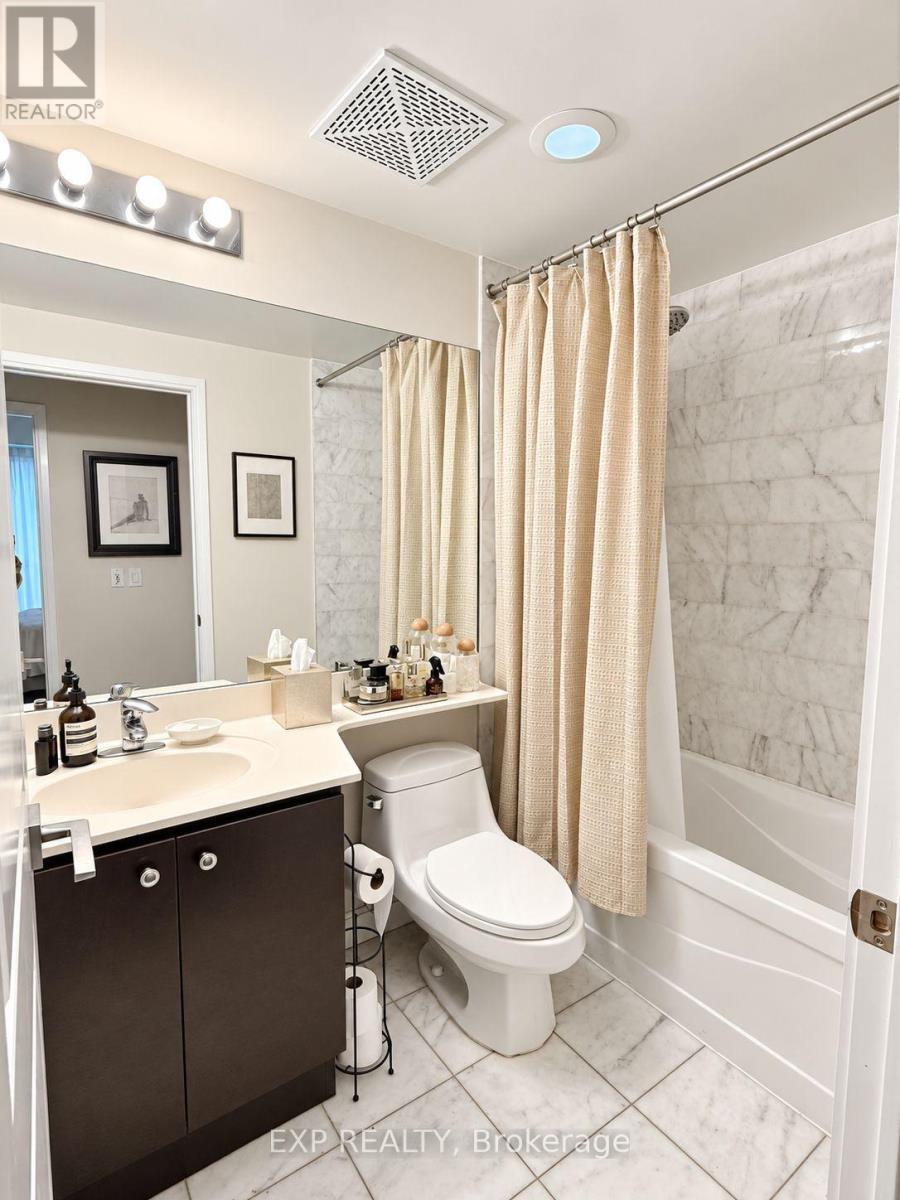 702 - 38 The Esplanade, Toronto, Ontario  M5E 1A5 - Photo 15 - C13761844