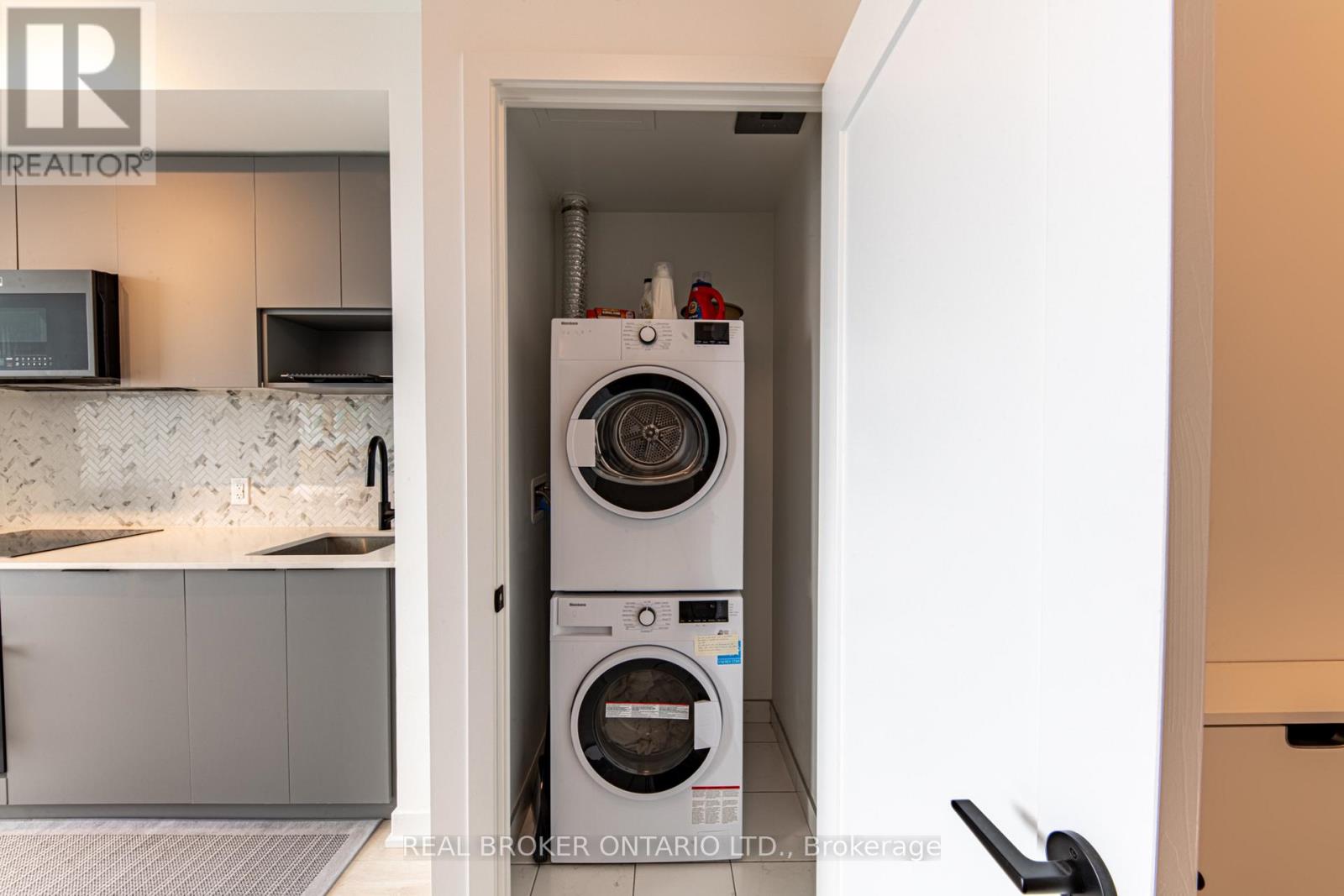 3103 - 5 Defries Street, Toronto, Ontario  M5A 0W7 - Photo 5 - C13761874