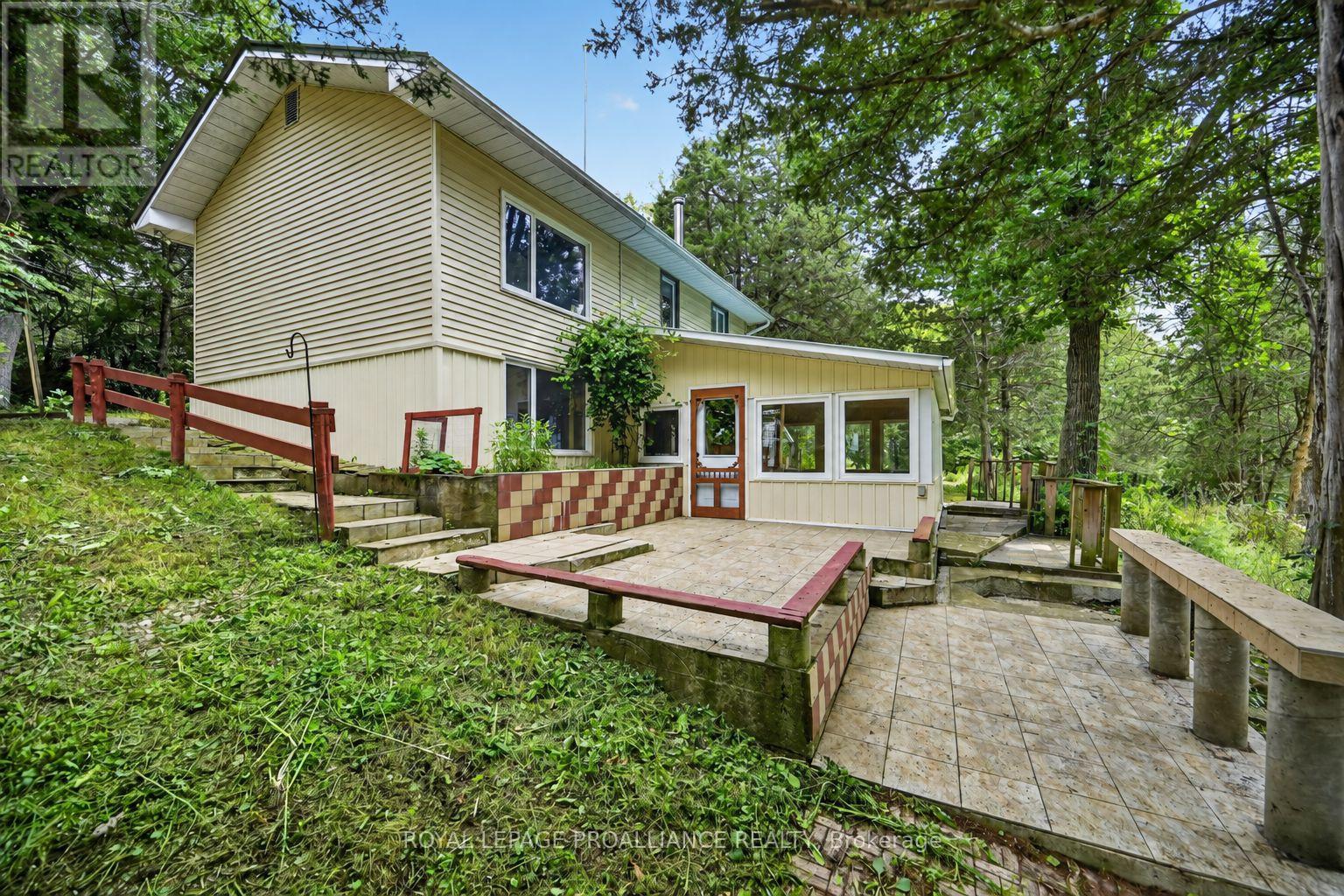 100 COONS ROAD, Rideau Lakes, Ontario