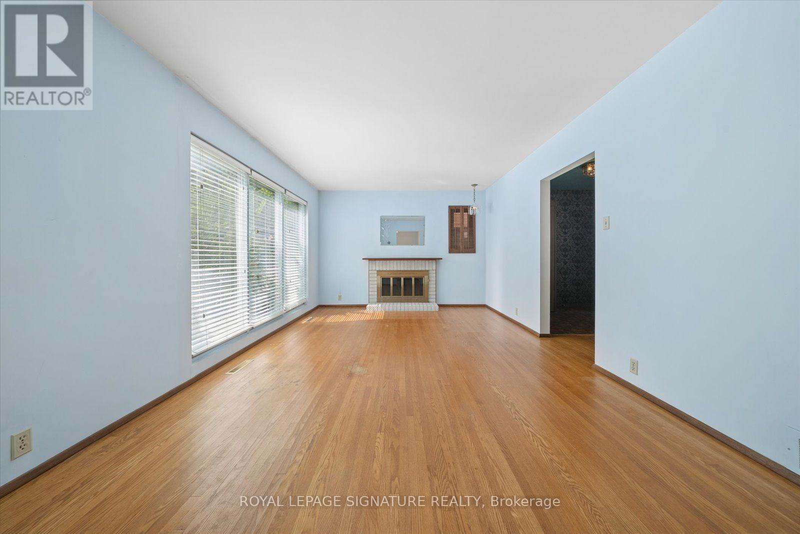 17 Lesterwood Crescent, Toronto, Ontario  M1P 3L5 - Photo 6 - E13761706