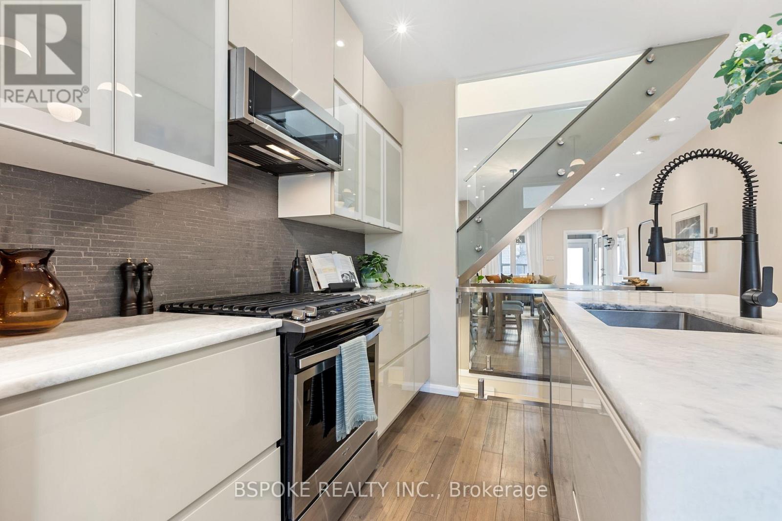 75 Laing Street, Toronto, Ontario  M4L 2N4 - Photo 14 - E13761774