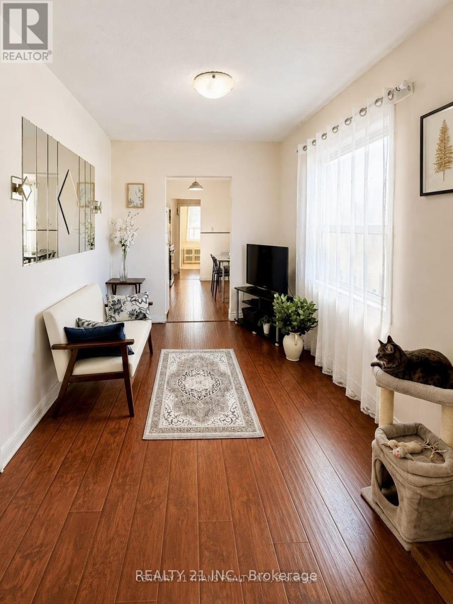 8 Mack Avenue, Toronto, Ontario  M1L 1L9 - Photo 11 - E13761784
