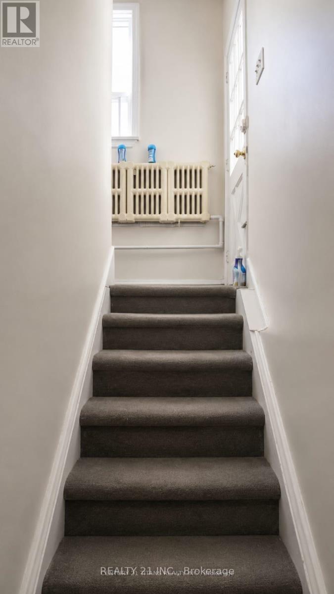 8 Mack Avenue, Toronto, Ontario  M1L 1L9 - Photo 21 - E13761784