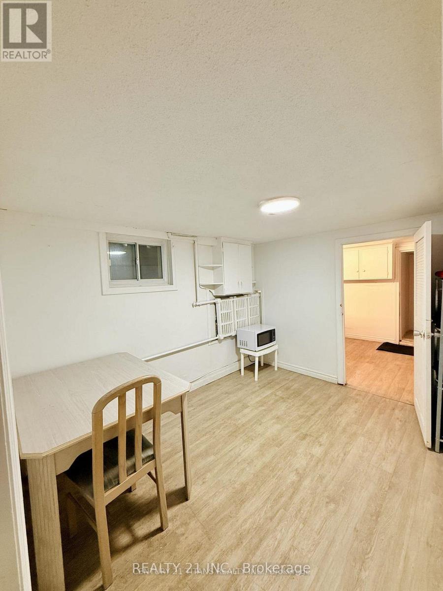 8 Mack Avenue, Toronto, Ontario  M1L 1L9 - Photo 23 - E13761784