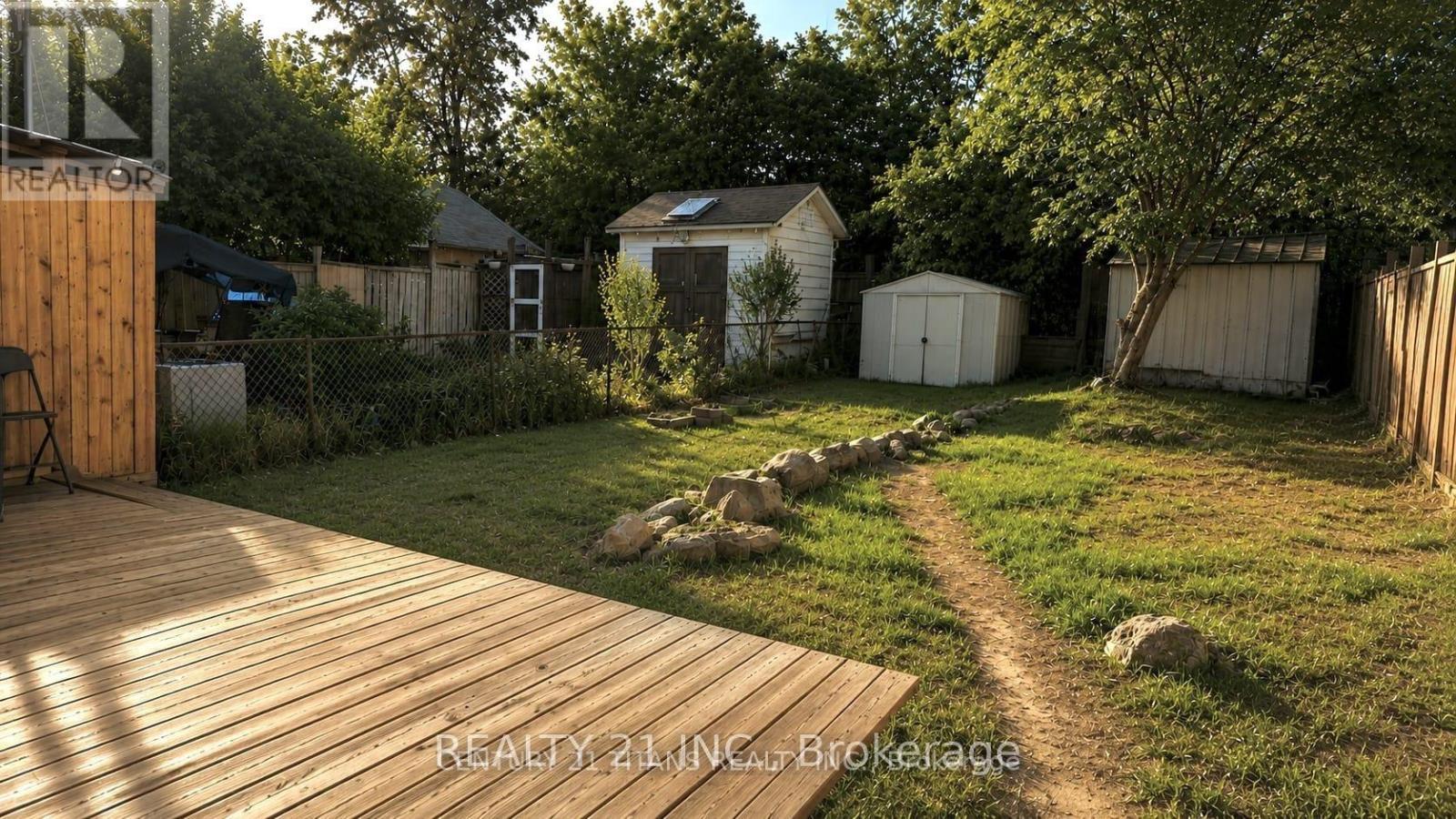 8 Mack Avenue, Toronto, Ontario  M1L 1L9 - Photo 28 - E13761784