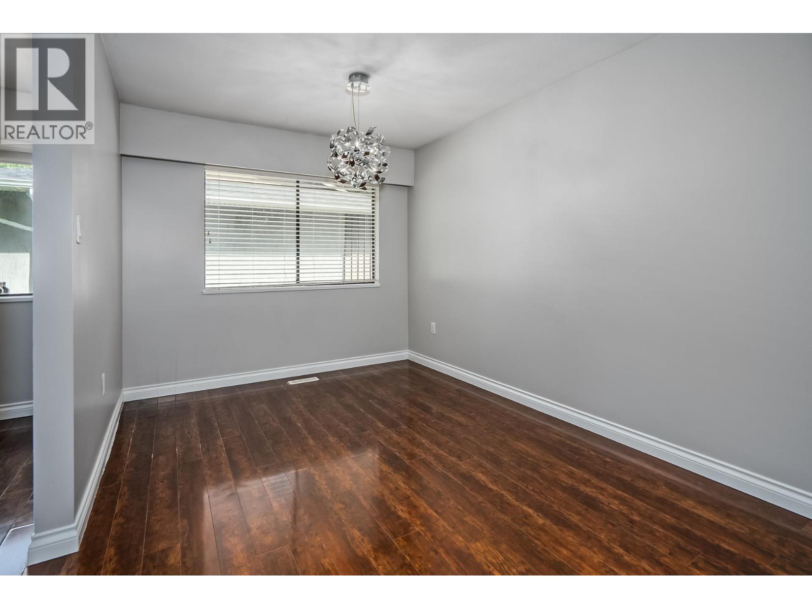 20783 Thorne Avenue, Maple Ridge, British Columbia  V2X 7R1 - Photo 10 - R3163113