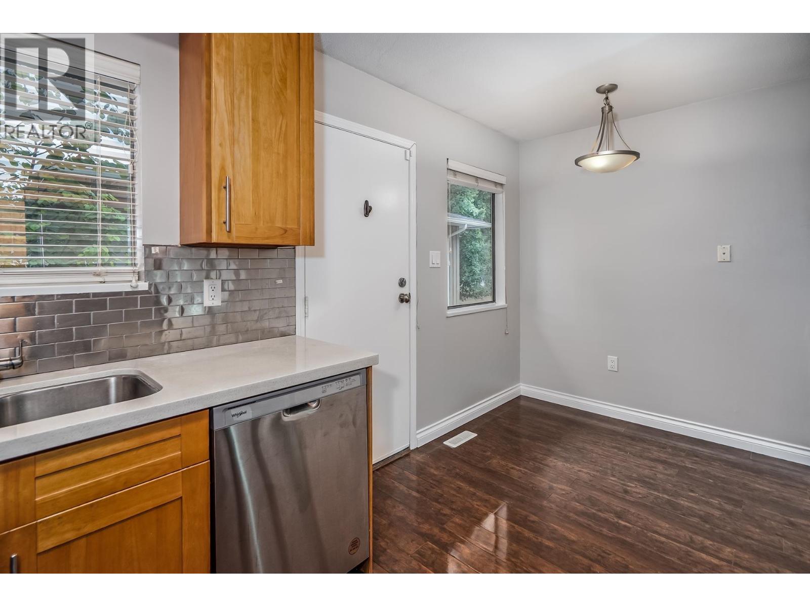 20783 Thorne Avenue, Maple Ridge, British Columbia  V2X 7R1 - Photo 15 - R3163113
