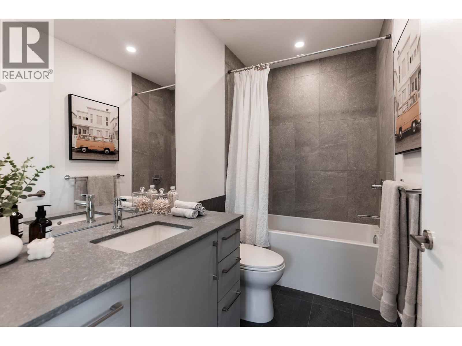 1 60 E 17th Avenue, Vancouver, British Columbia  V5V 1A2 - Photo 25 - R3163132