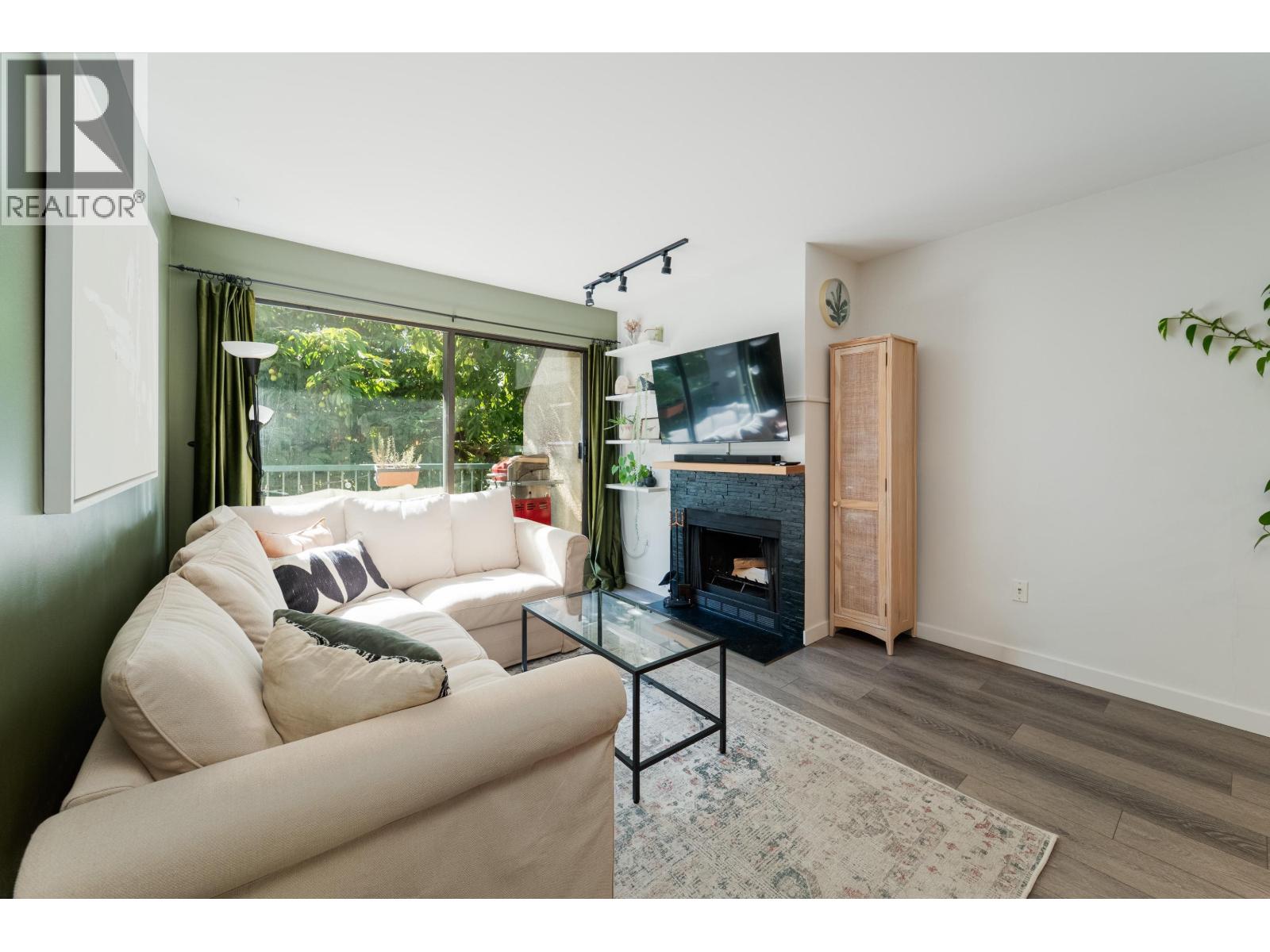 403 1169 Nelson Street, Vancouver, British Columbia  V6E 1J3 - Photo 2 - R3163136