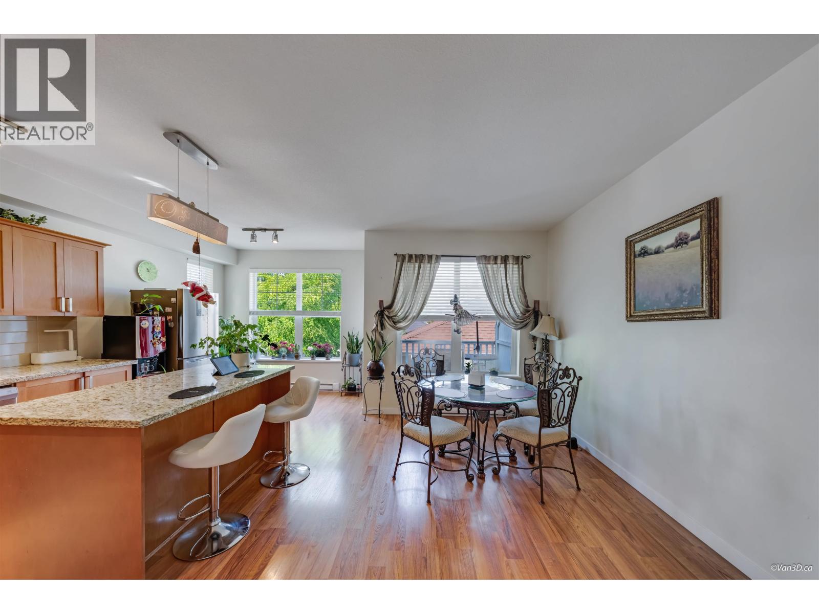 1412 Marguerite Street, Coquitlam, British Columbia  V3E 0A7 - Photo 11 - R3163226