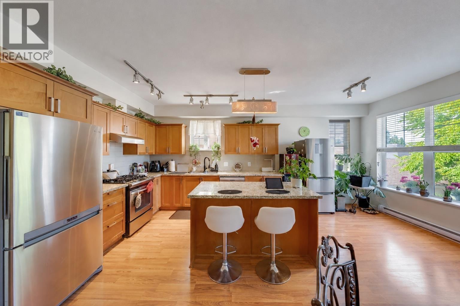 1412 Marguerite Street, Coquitlam, British Columbia  V3E 0A7 - Photo 12 - R3163226