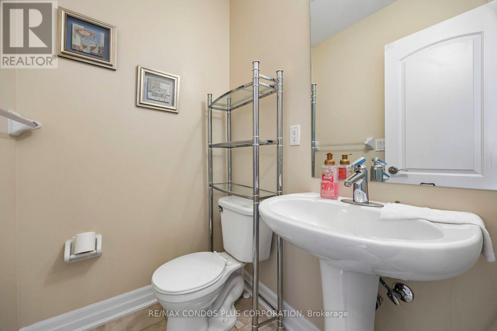 96 North Park Road, Vaughan, Ontario  L4J 0G8 - Photo 17 - N13761758