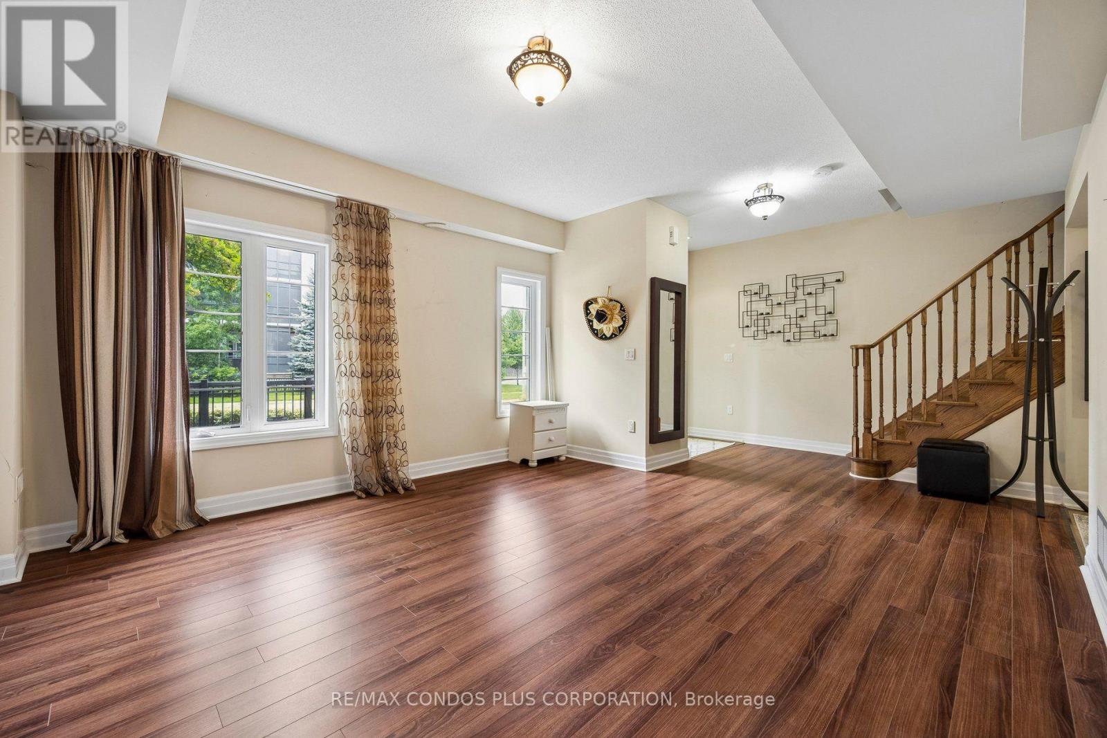 96 North Park Road, Vaughan, Ontario  L4J 0G8 - Photo 36 - N13761758