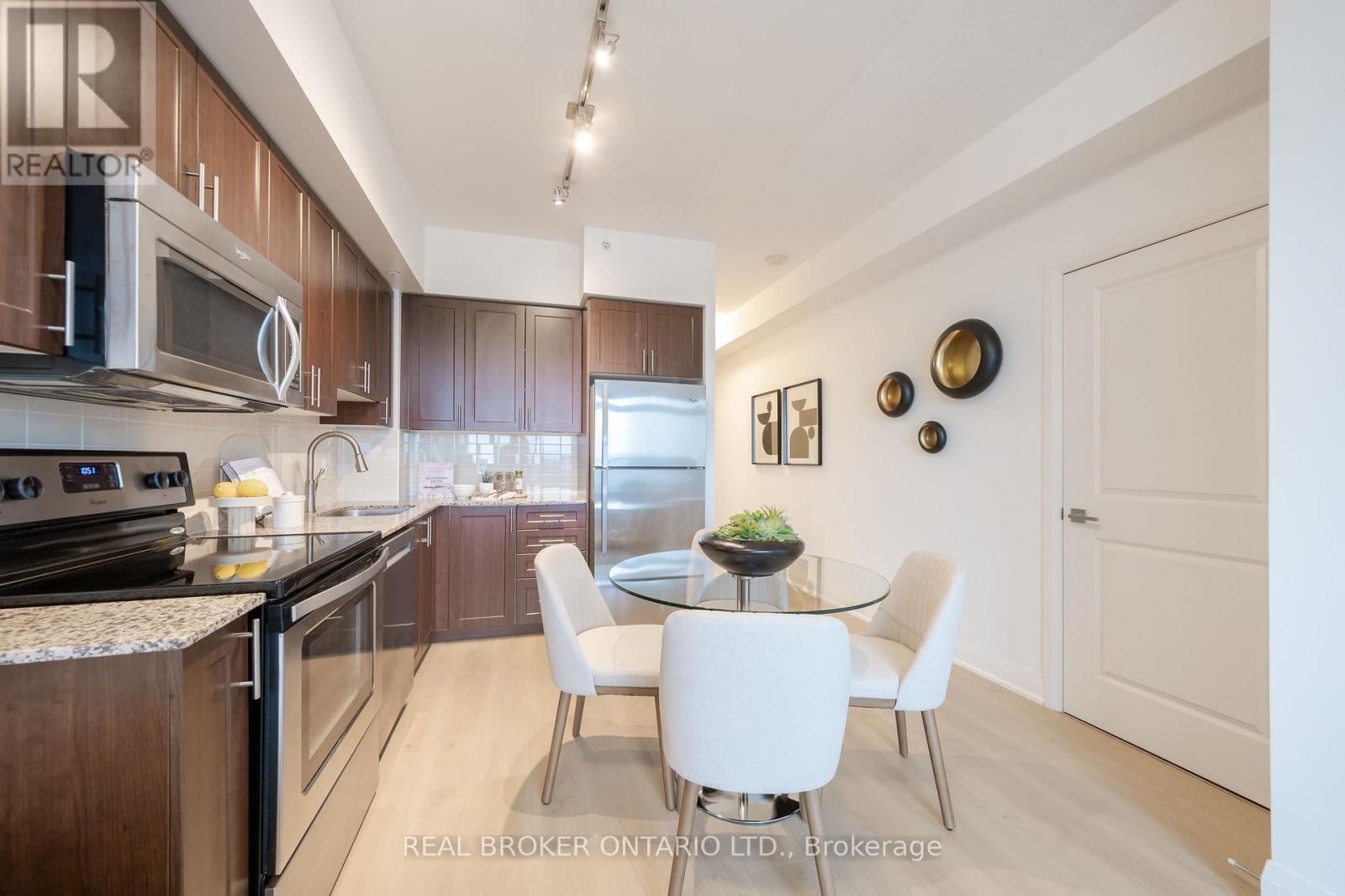 1214 - 85 North Park Road, Vaughan, Ontario  L4J 0H9 - Photo 7 - N13761832