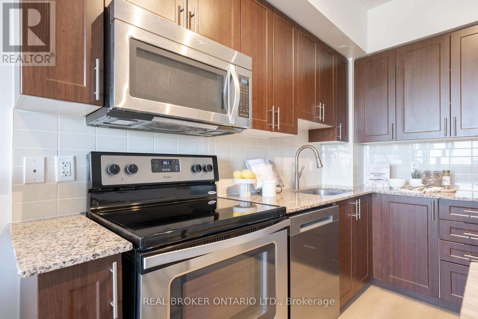 1214 - 85 North Park Road, Vaughan, Ontario  L4J 0H9 - Photo 8 - N13761832
